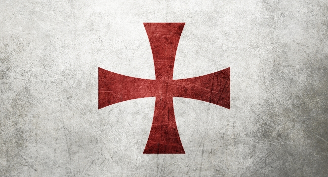 Distressed Templar Cross